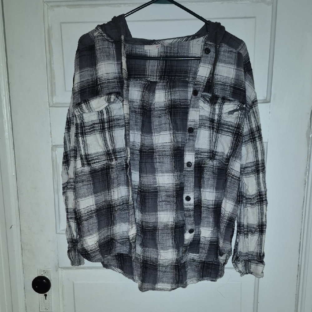 SO Men's Black and White Checkered Shirt